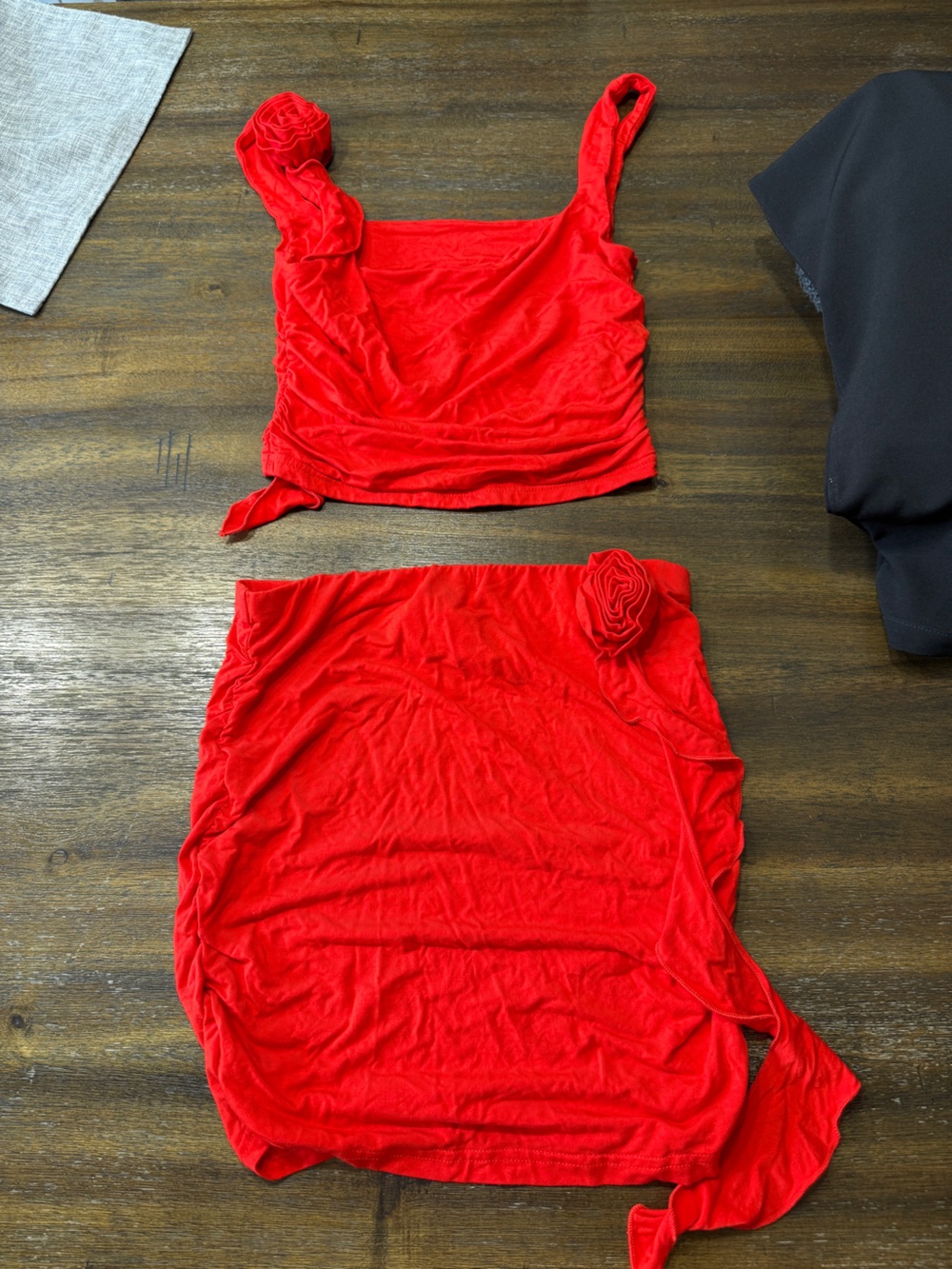 Shein Red Two-Piece Set with Flower Detail